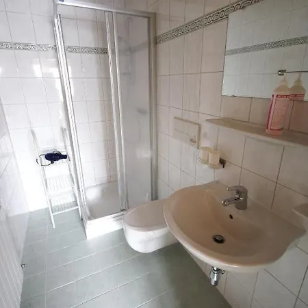 Panzió Haus Oblasser *