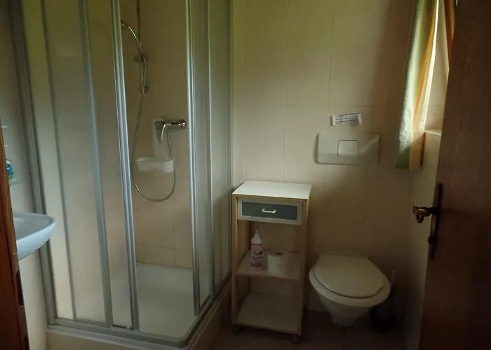 Haus Oblasser فندق مبيت وإفطار *