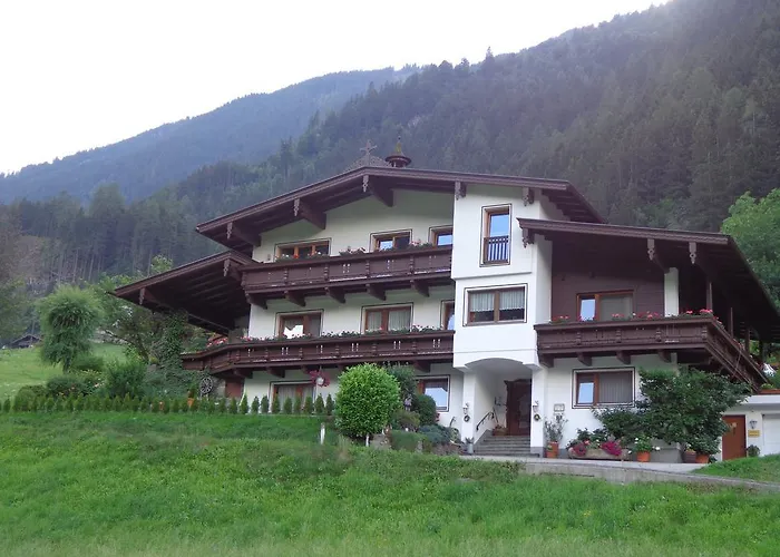 Haus Oblasser Bed & Breakfast *